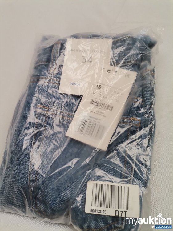 Artikel Nr. 879880: Bershka Jeans 