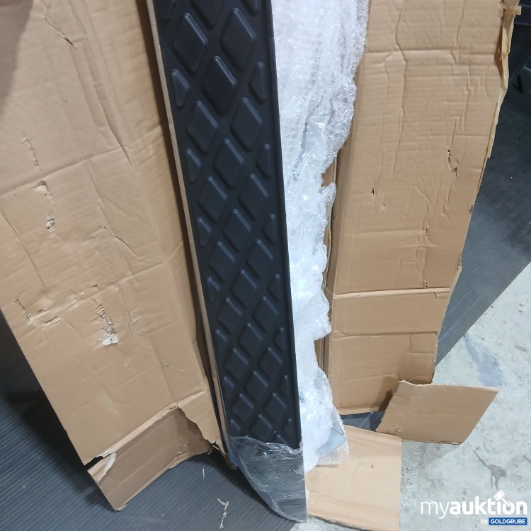 Artikel Nr. 813884 Artikel Nr. 813884: Trittbretter ca.220cm