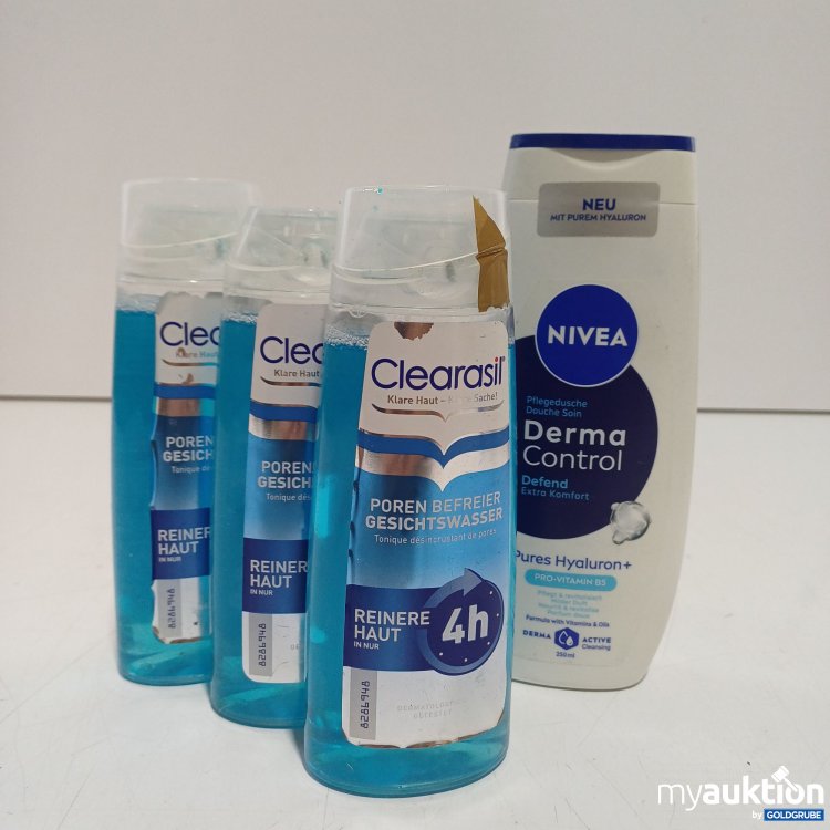 Artikel Nr. 938887 Artikel Nr. 938887: Clearasil Gesichtswasser 200ml + Nivea Derma Control