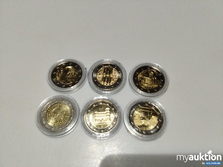 Artikel Nr. 393888: diverse 2 Euro Münzen mit Sammelhintergrund