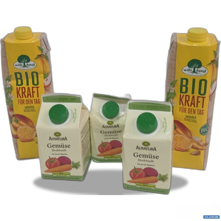 Artikel Nr. 966889: Diverse Gemüsegetränke 3x0.5l, 2x1l 