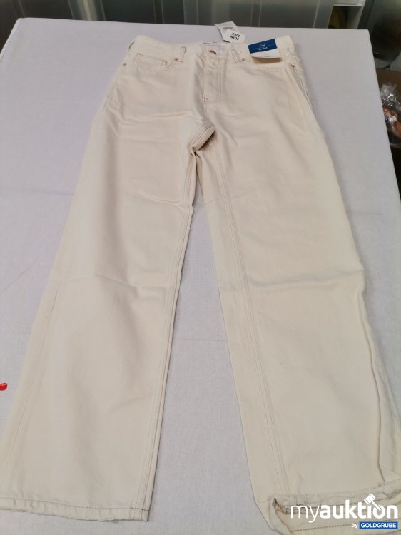 Artikel Nr. 726890 Artikel Nr. 726890: Bershka Jeans 90s