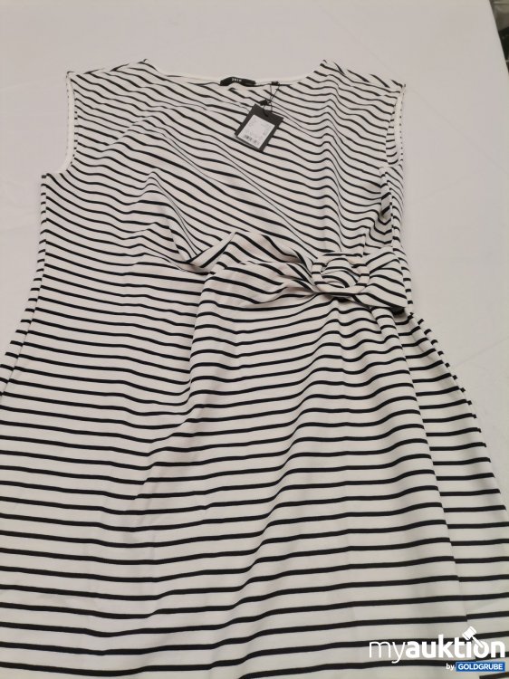 Artikel Nr. 864890: Zero Kleid 