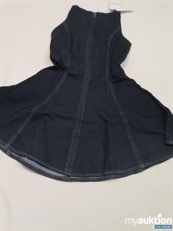 Artikel Nr. 836891: Stradivarius Jeans Kleid 