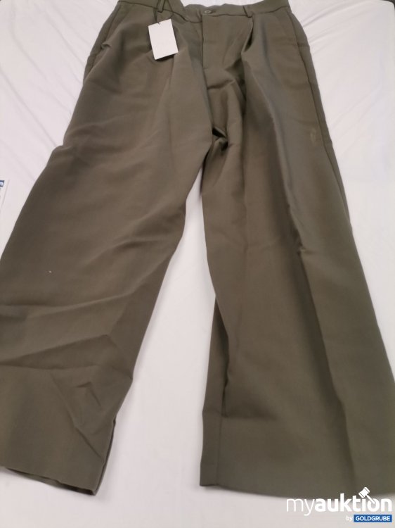 Artikel Nr. 880893 Artikel Nr. 880893: Zara Hose verschmutzt