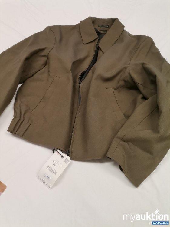 Artikel Nr. 880894 Artikel Nr. 880894: Zara Jacke