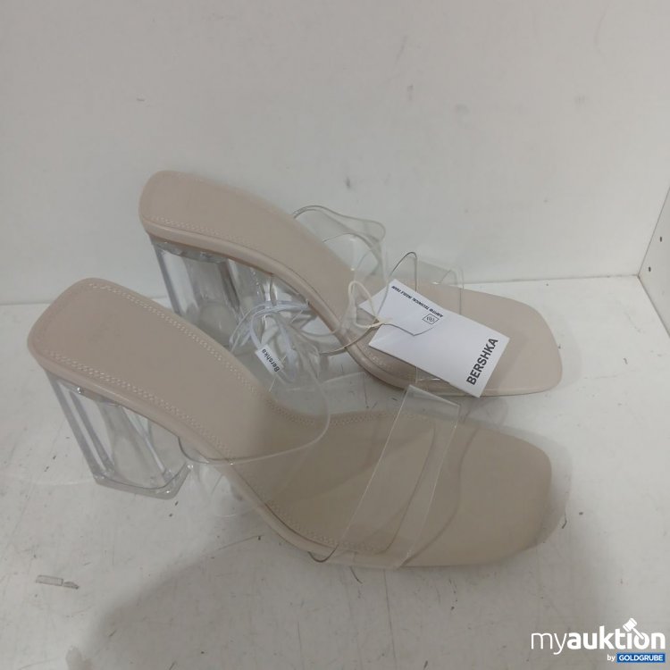 Artikel Nr. 930894 Artikel Nr. 930894: Bershka Sandalen mit transparentem Absatz Gr 41