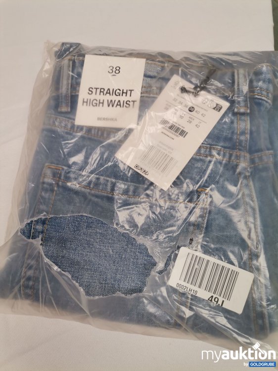 Artikel Nr. 862900: Bershka Straight high waist Jeans 