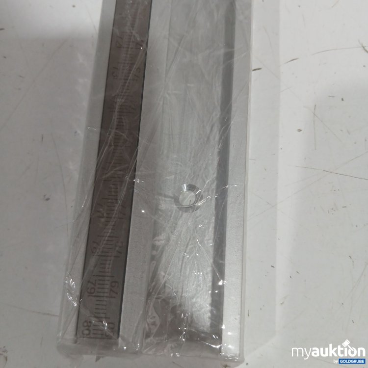 Artikel Nr. 461904: Diverse Aluminium-T-Nut-Gehrungsschiene mit integrierter Maßskala