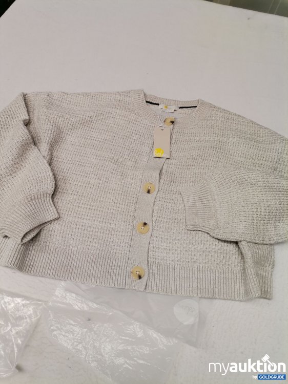 Artikel Nr. 675906 Artikel Nr. 675906: Boden Cardigan