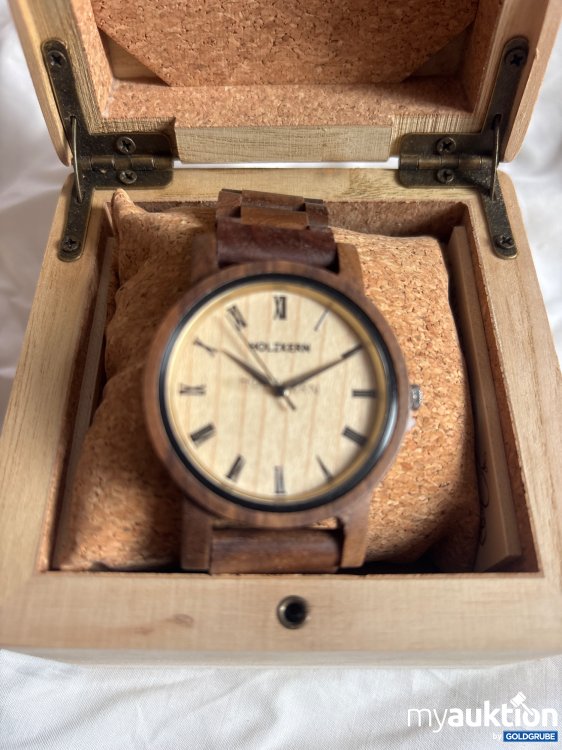 Artikel Nr. 477910 Artikel Nr. 477910: Holzkern Herrenuhr
