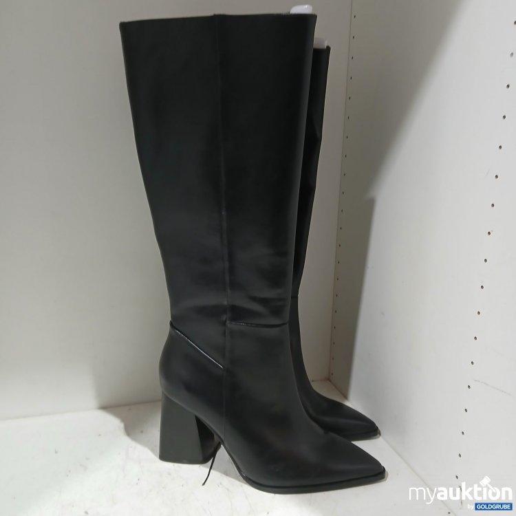 Artikel Nr. 469911 Artikel Nr. 469911: Stradivarius Damenstiefel
