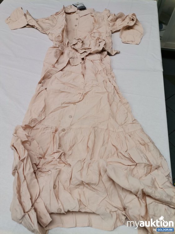 Artikel Nr. 696911 Artikel Nr. 696911: Trendyol Kleid