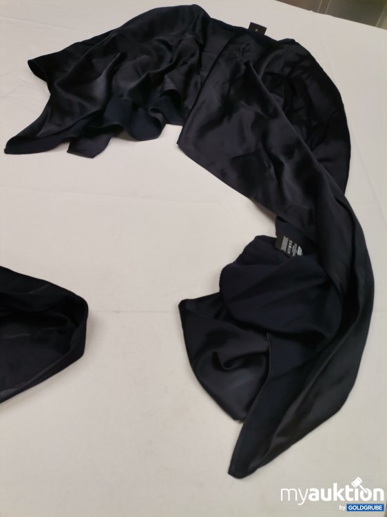 Artikel Nr. 863914: S Oliver Kleid mit Umhang