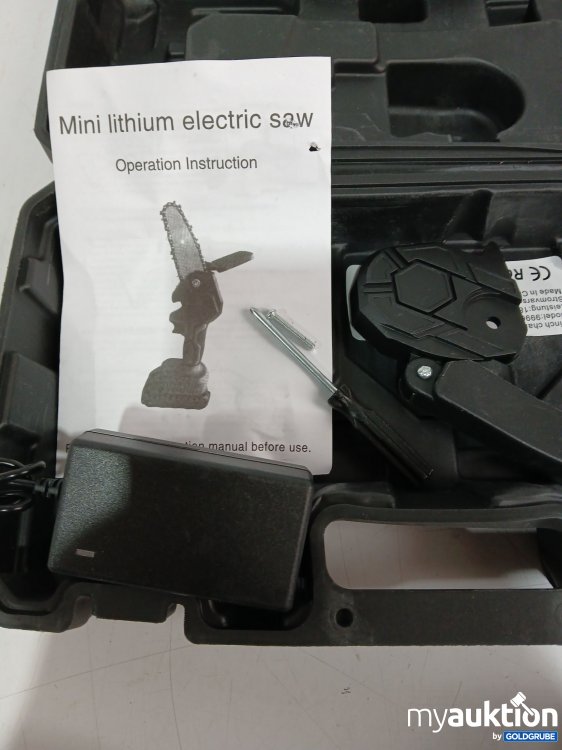Artikel Nr. 994915 Artikel Nr. 994915: OPERATION INSTRUCTION Mini lithiumelectric saw inkl. Akku & Ladegerät