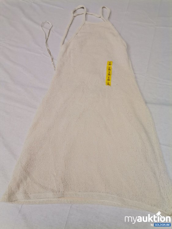 Artikel Nr. 696916 Artikel Nr. 696916: Bershka Strickkleid