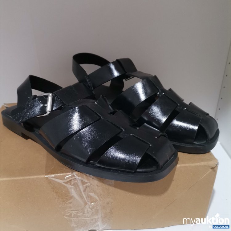 Artikel Nr. 876916: Bershka Sandals 