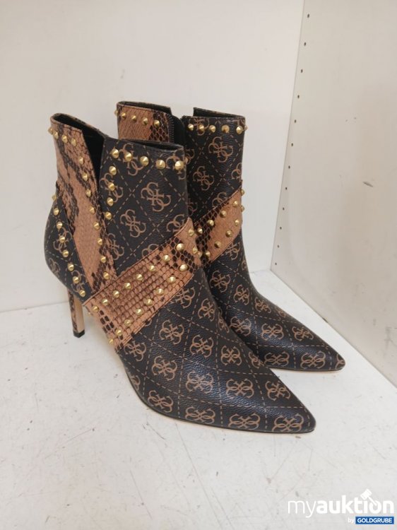 Artikel Nr. 986921 Artikel Nr. 986921: GUESS Stiefeletten mit Nieten und Muster leicht verschmutzt