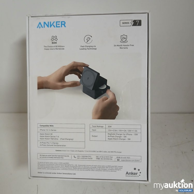 Artikel Nr. 824923 Artikel Nr. 824923: Anker 3-in-1 MagSafe Cube