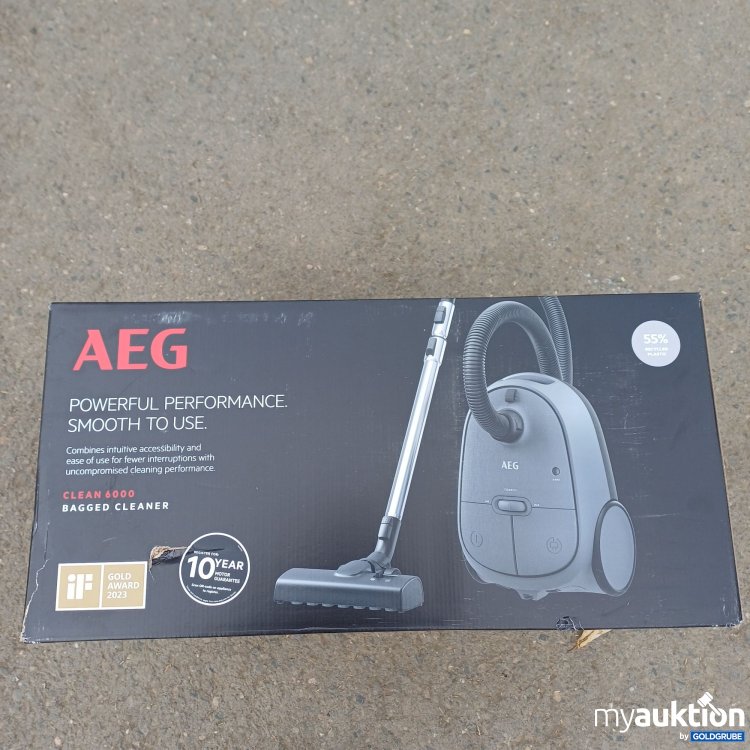 Artikel Nr. 960923 Artikel Nr. 960923: AEG Powerful Performance smooth to use Bagged cleaner Clean6000 AB61C2DBS