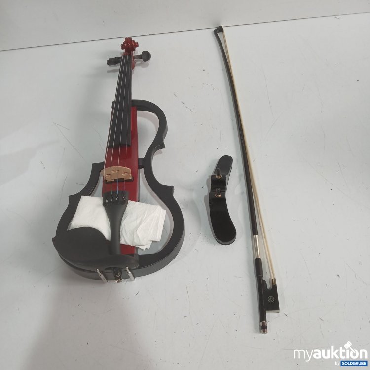 Artikel Nr. 983925 Artikel Nr. 983925: Harley Benton Violine mit Koffer