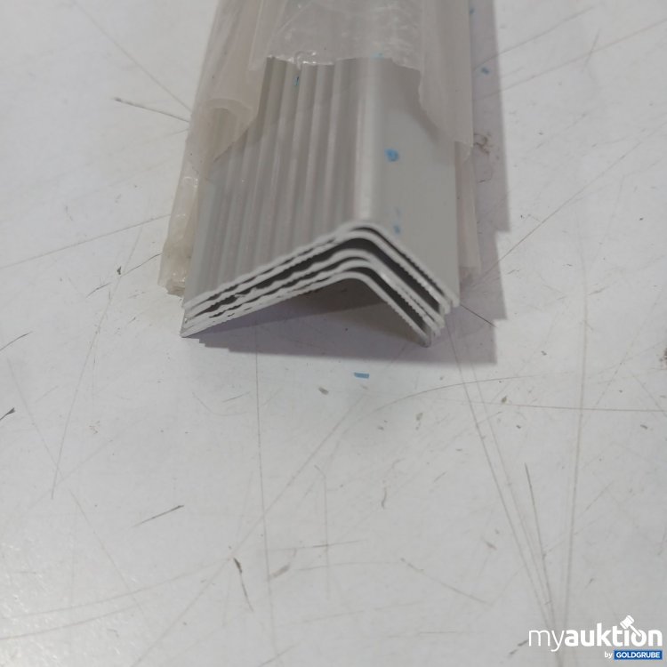 Artikel Nr. 467926 Artikel Nr. 467926: Aluminium Winkelprofile ca 90cm