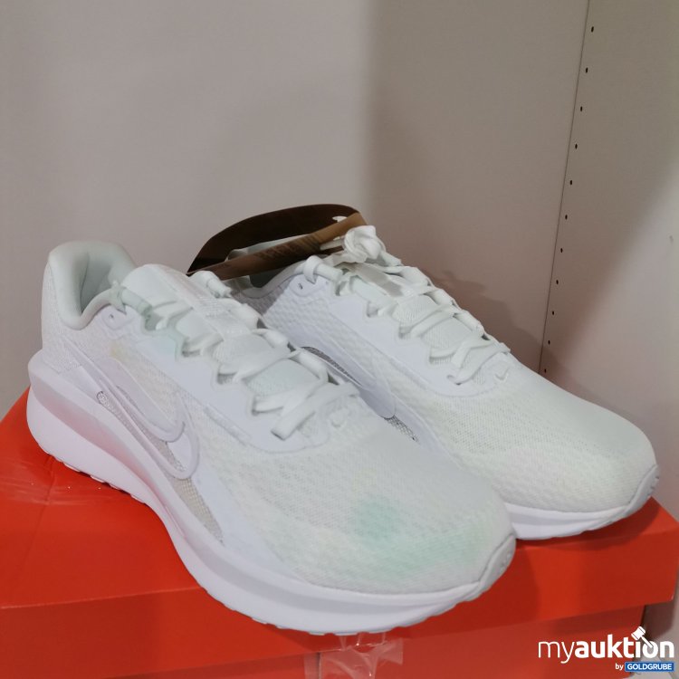 Artikel Nr. 806926 Artikel Nr. 806926: Nike downshifter 13 verschmutzt