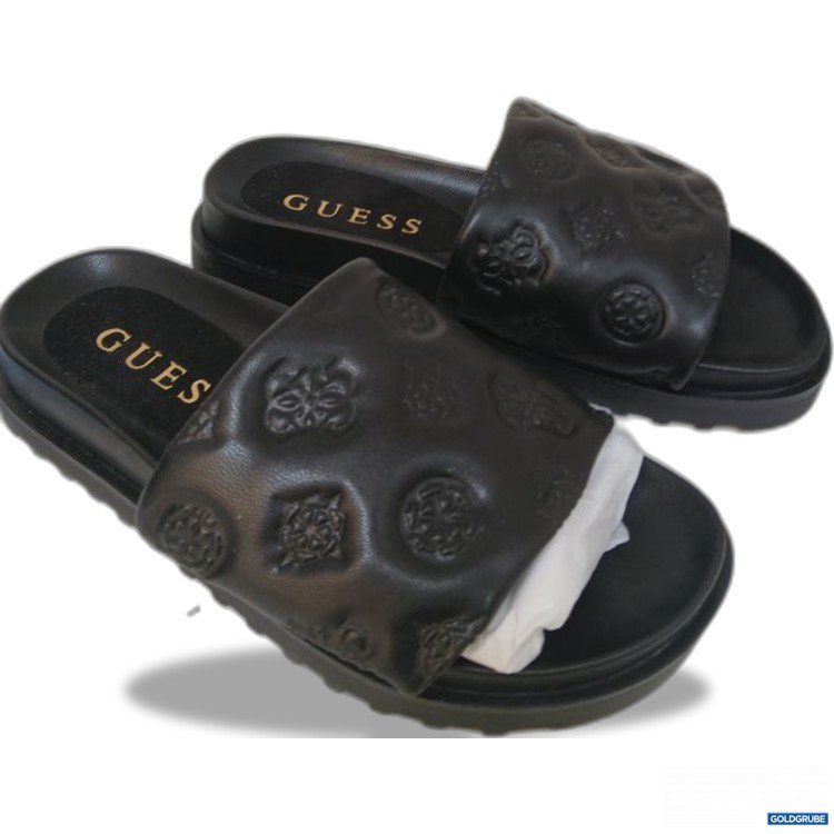 Artikel Nr. 986929 Artikel Nr. 986929: GUESS Sandalen Schwarz 38
