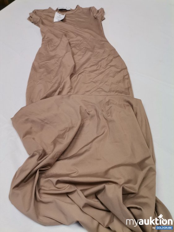 Artikel Nr. 823936: Bershka Maxi Kleid 