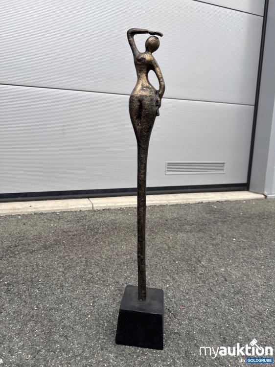 Artikel Nr. 934936 Artikel Nr. 934936: Deko Statue