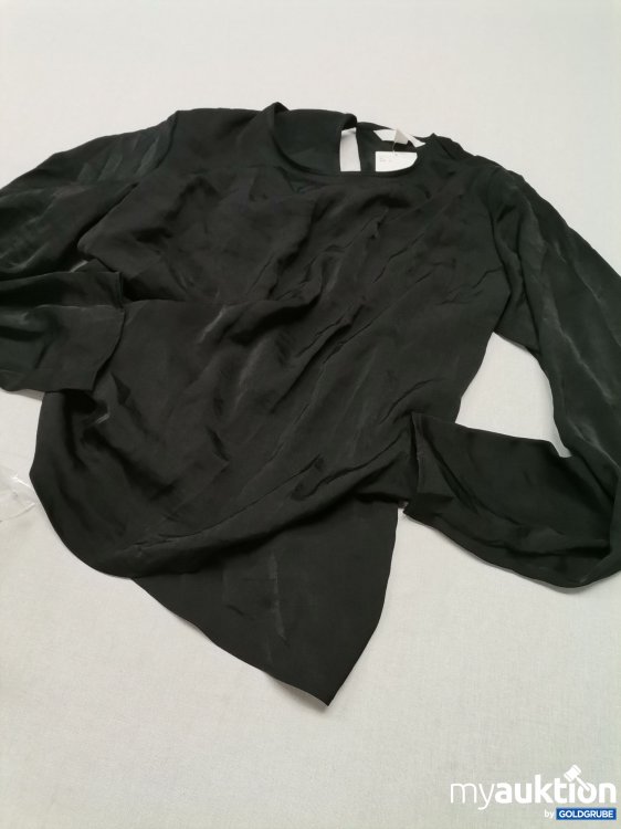 Artikel Nr. 728937 Artikel Nr. 728937: H&M Satin Shirt