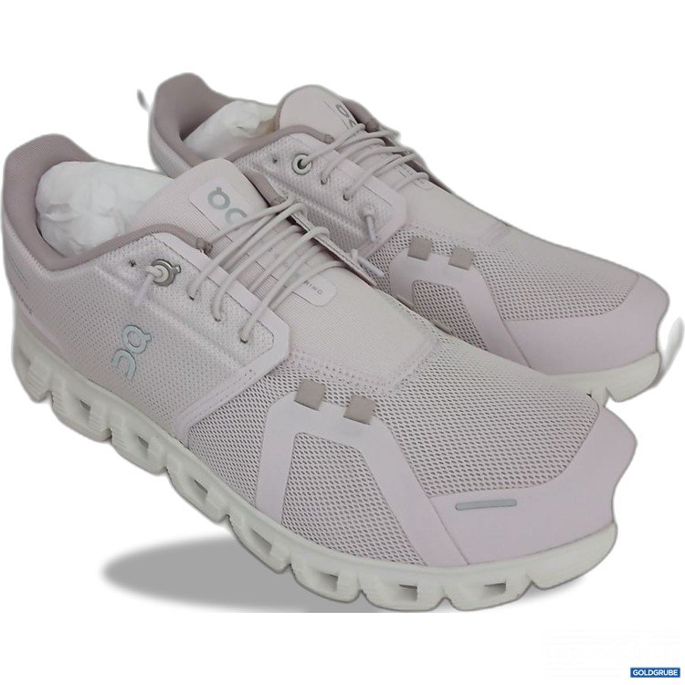 Artikel Nr. 954939 Artikel Nr. 954939: On Cloud Cloud 6