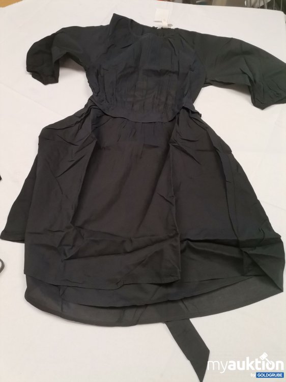 Artikel Nr. 879940 Artikel Nr. 879940: H&M Kleid