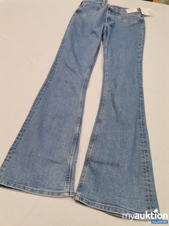 Artikel Nr. 822941 Artikel Nr. 822941: H&M flared leg Jeans