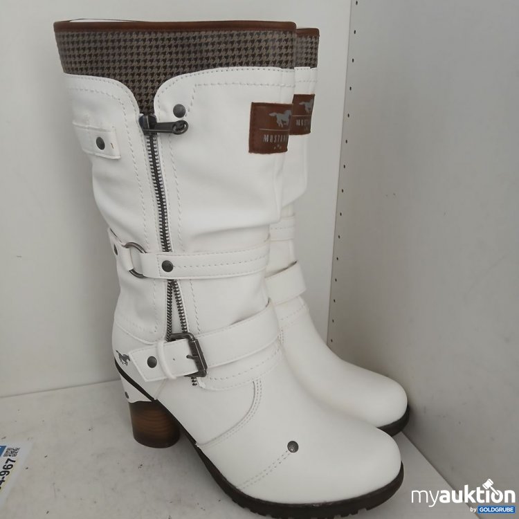Artikel Nr. 954942: Mustang Stiefel mit Absatz