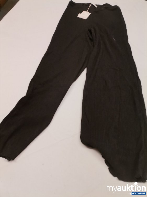 Artikel Nr. 837943: Zara Schlupfhose verschmutzt 