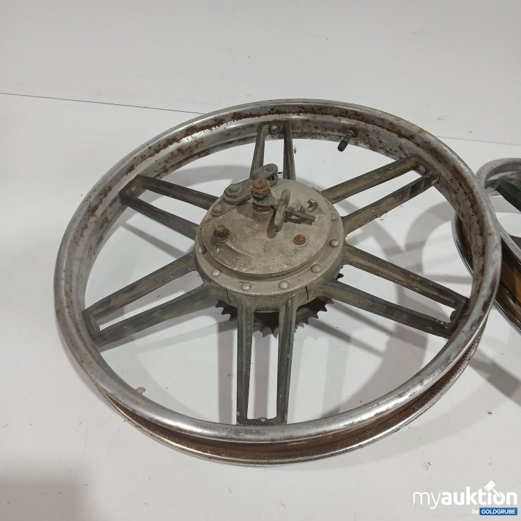 Artikel Nr. 887943 Artikel Nr. 887943: Diverse Reifen