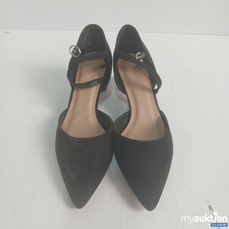 Artikel Nr. 930944 Artikel Nr. 930944: Anna Field Schwarze Pumps mit spitzem Schuhdesign und Riemchen
Gr 37