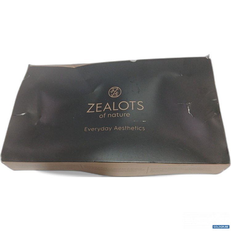 Artikel Nr. 913947: Zealots Everyday Aesthetics 