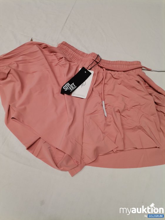 Artikel Nr. 695951 Artikel Nr. 695951: Stradivarius Sport Shorts