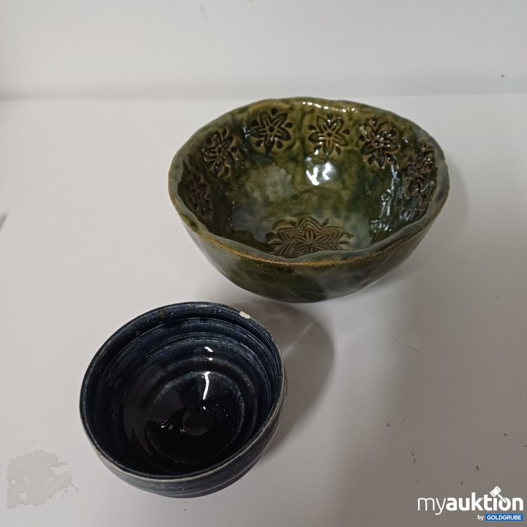 Artikel Nr. 916951: Diverse Schalen, d=ca.14cm grün, d=ca.8cm blau