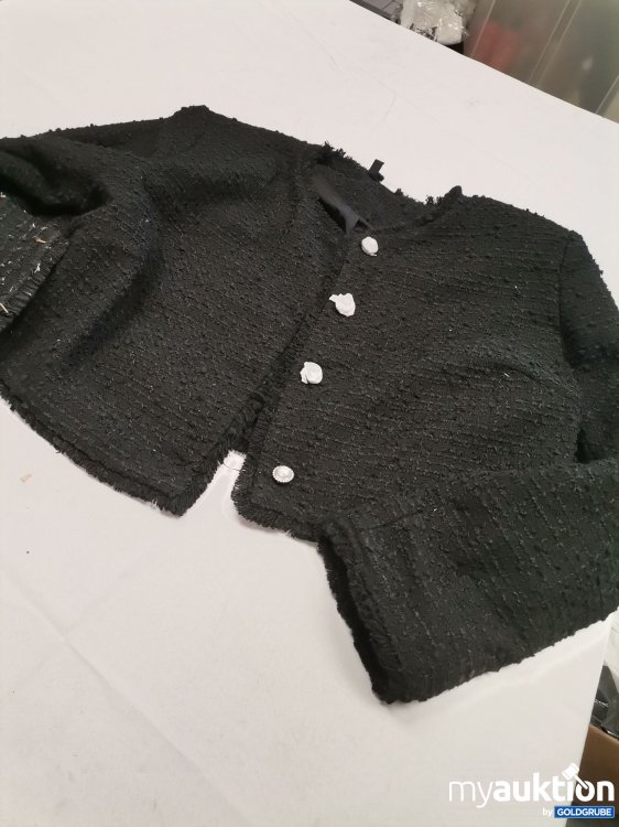 Artikel Nr. 809953 Artikel Nr. 809953: H&M Jacke verschmutzt