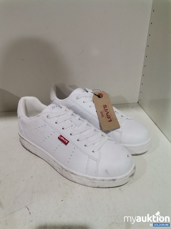 Artikel Nr. 877953: Levi's Avenue Sneaker verschmutzt 