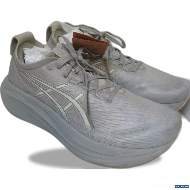 Artikel Nr. 986953 Artikel Nr. 986953: ASICS GEL-NIMBUS 27 Laufschuhe
