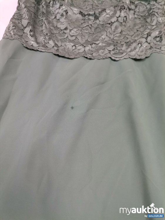 Artikel Nr. 823954: Christian Berg Kleid verschmutzt 