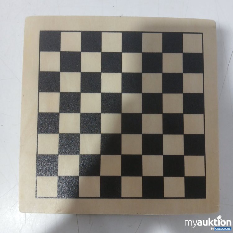 Artikel Nr. 524958: Trummer Holzspielset für diverse Spiele mit Schachbrett ca. 16 x 16 cm