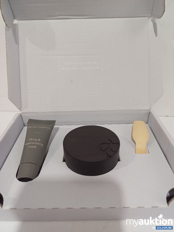 Artikel Nr. 914961: Vinoble Cosmetics Creme 15ml + Maske 5ml