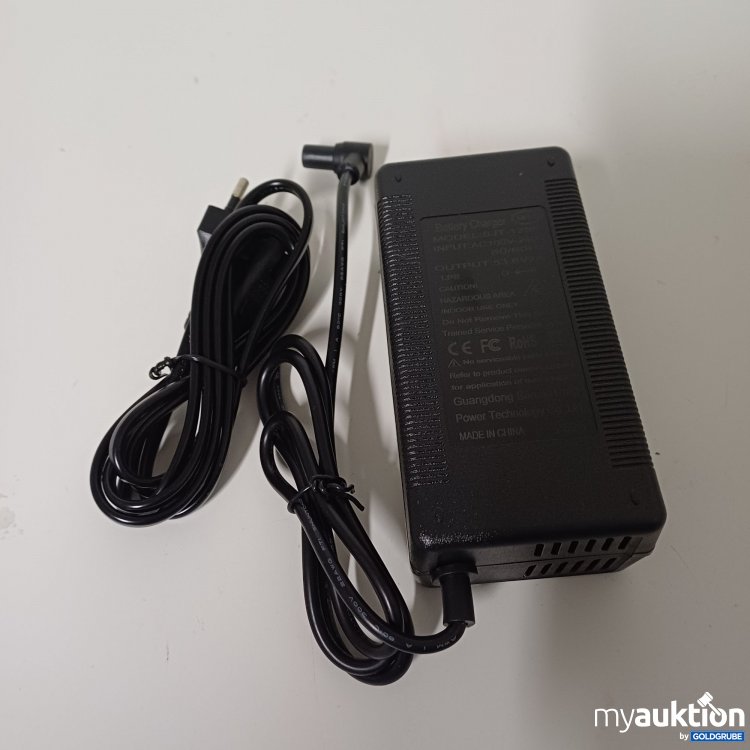 Artikel Nr. 916964: Netzteil-Ladegerät