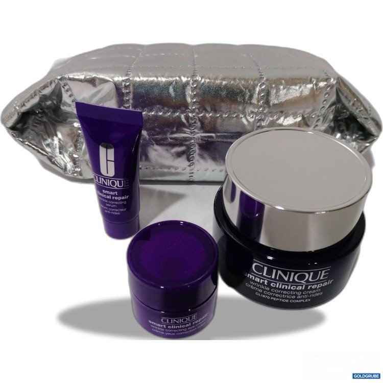 Artikel Nr. 890965: Clinique Kosmetiktasche mit Zubehör 