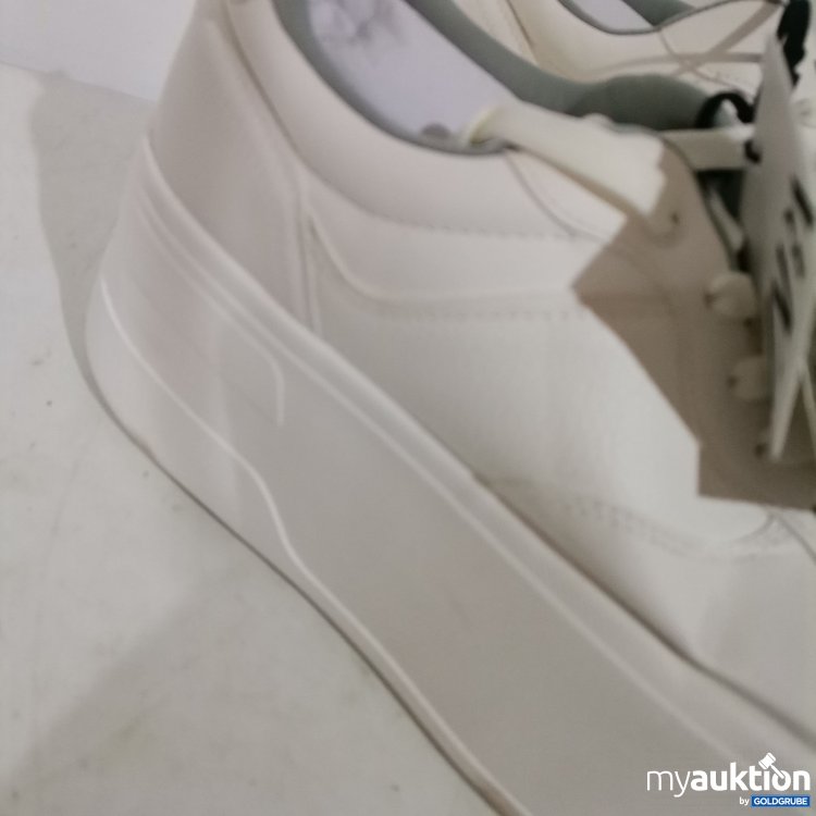 Artikel Nr. 807967: Zara Sneaker verschmutzt 